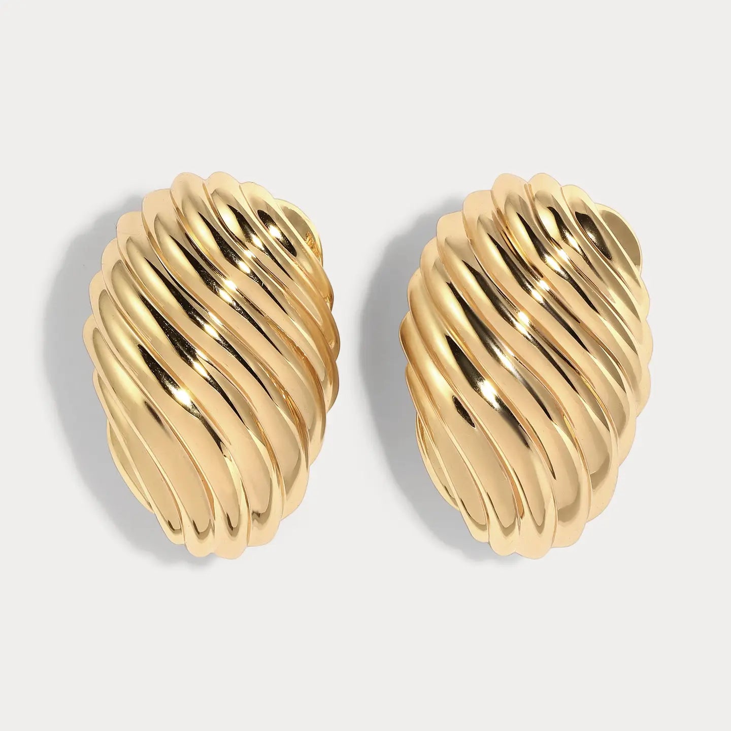Lili Claspe Seraphine Earring Studs