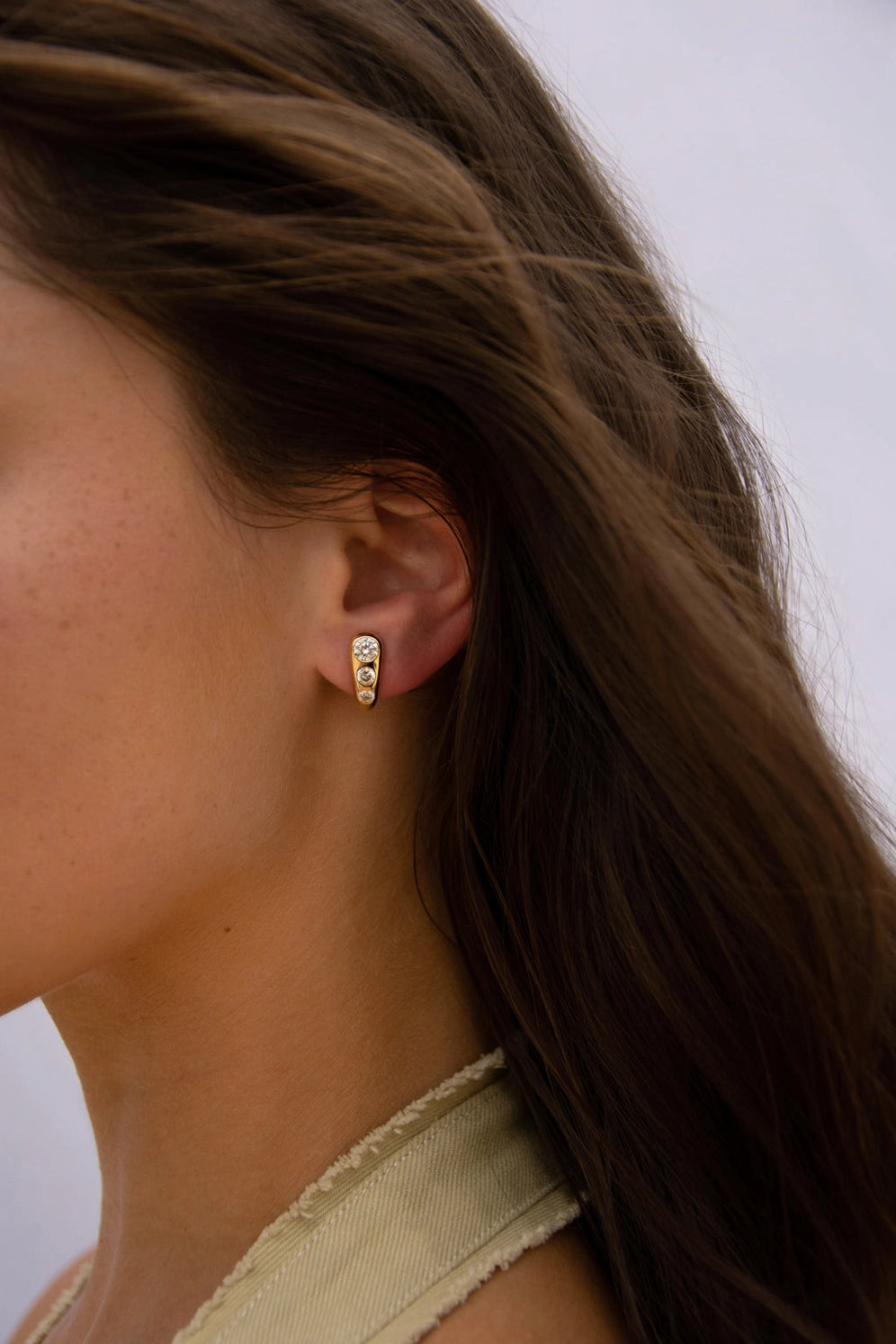 Lili Claspe Adira Small Studs