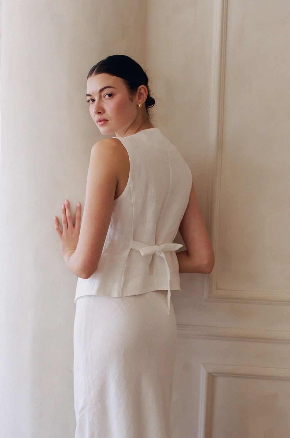 By Together Linen V-Neck Button Down Vest Top