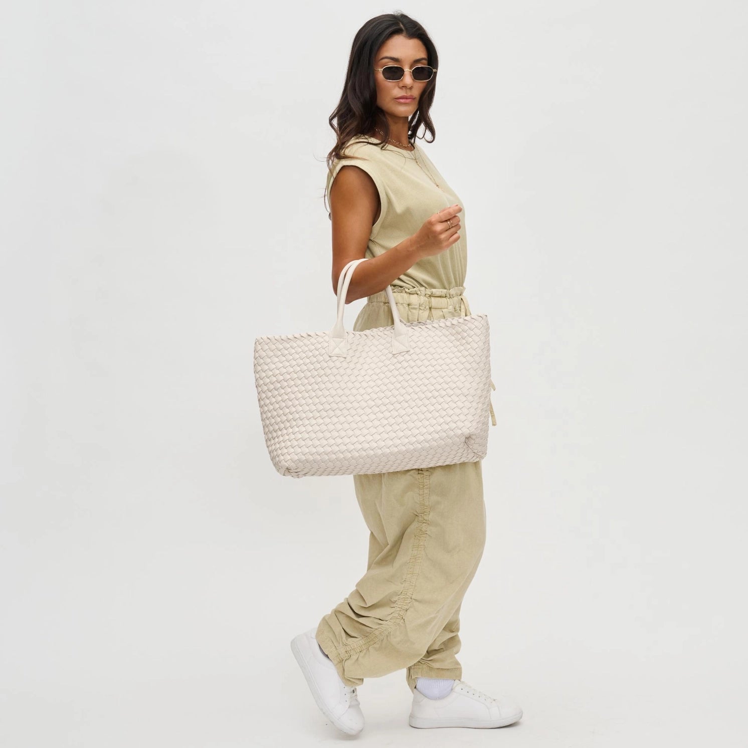 Urban Expressions Ithaca Woven Vegan Leather Tote in Oatmilk