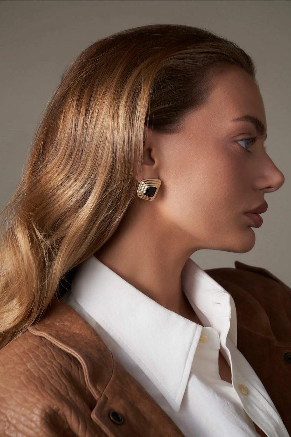 Lili Claspe Jules Earrings in Gold